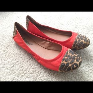 Lucky Brand Emmie Flat